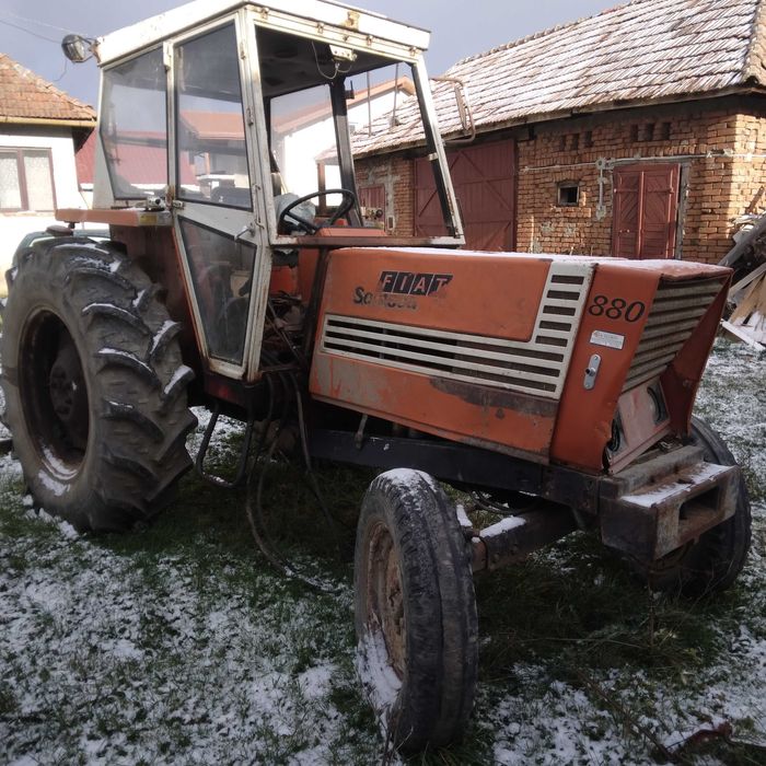 Tractor fiat 880