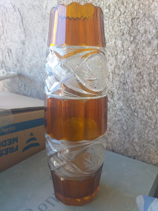 Vaza cristal de plumb de peste 100 ani