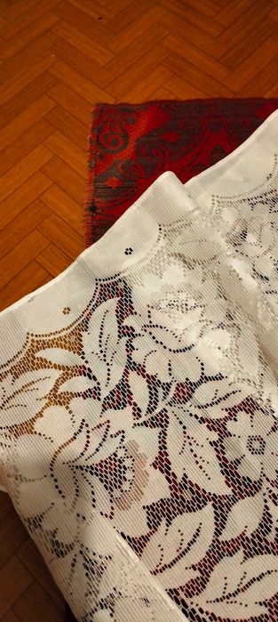 Продавам бели пердета