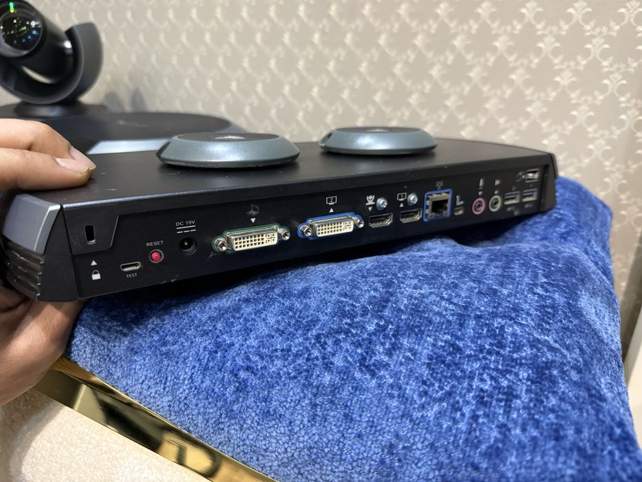 * Система видеоконференцсвязи Lifesize Icon 600 оригинал из США б/у