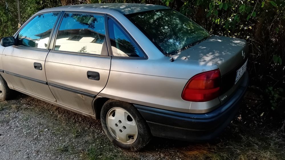 Астра 1.4 i ф 94гд.на части