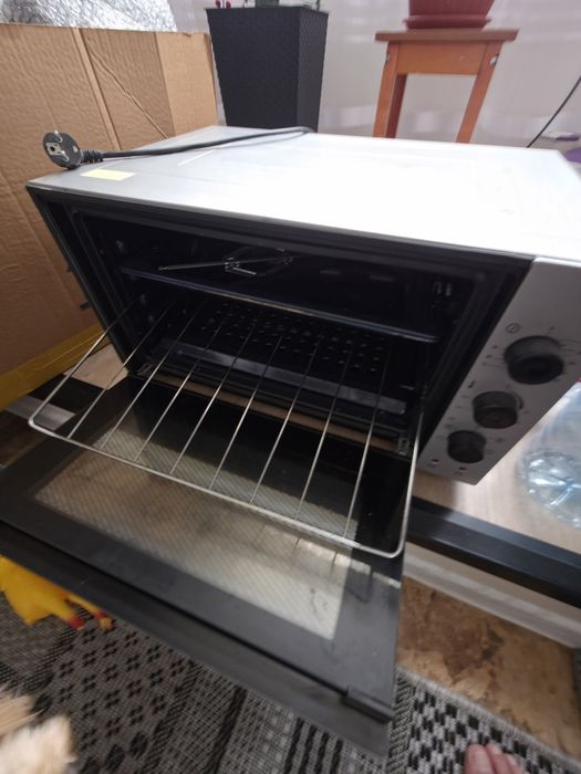 Духовой шкаф с  грилем