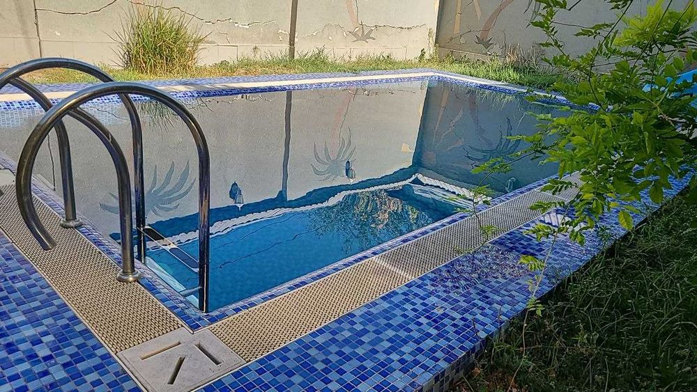 Продается участок с домом в Мирабадcком районе