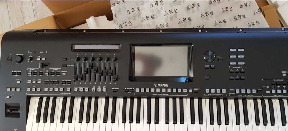 Yamaha Genos как Новый