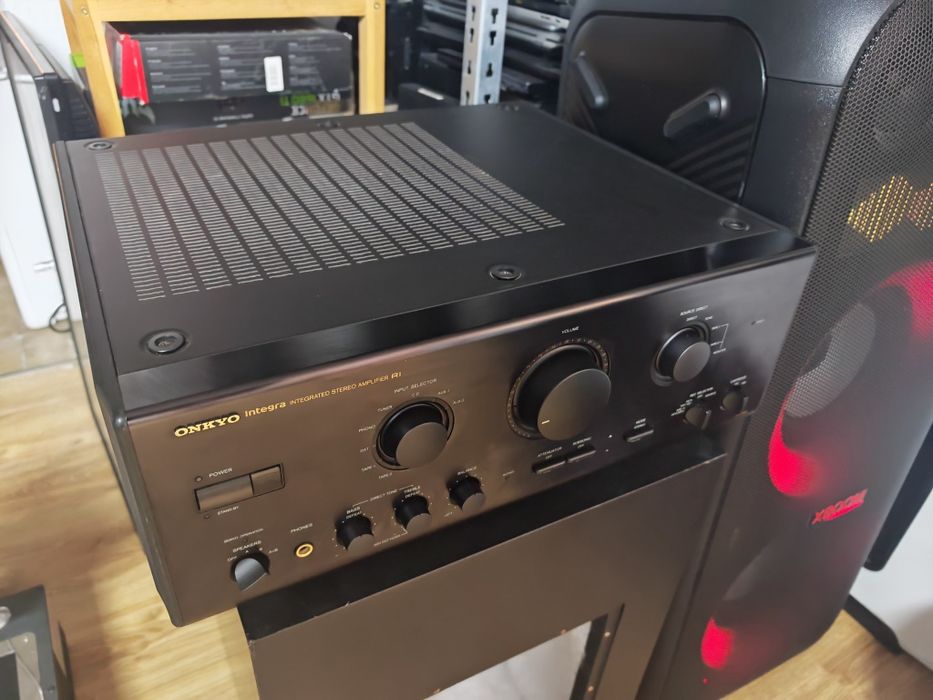 Amplificator Onkyo Integra 8850 Vârf de gamă 16KG, impecabil
