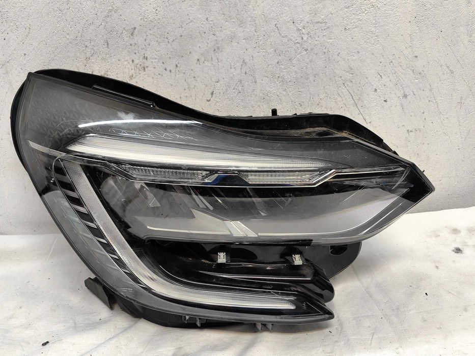 Оригинален фар Рено Каптюр  Renault Captur Led