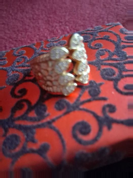 Позлатено  пръстенче