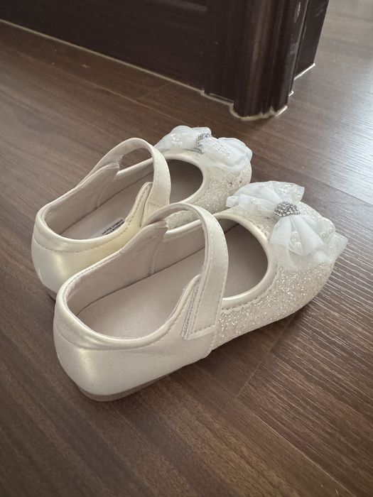 Продам туфли нарядные