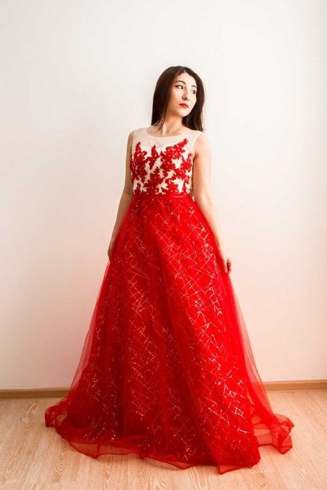 вечернее платье. новое