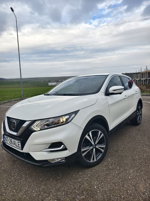Nissan Qashqai  60.000 km reali; automat
