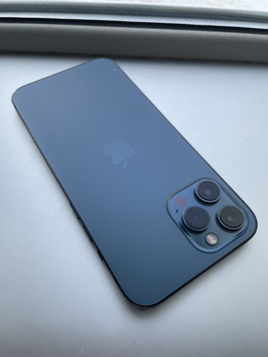 Продам iPhone 12 pro max