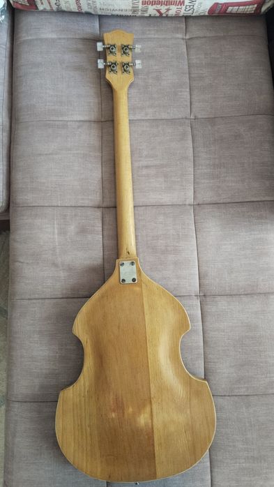 Бас гитара электрическая Българска Кремона