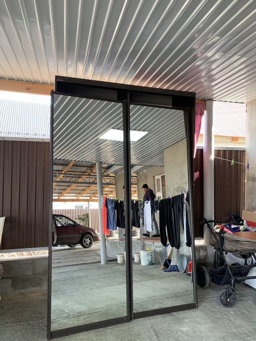 Шкаф.            .