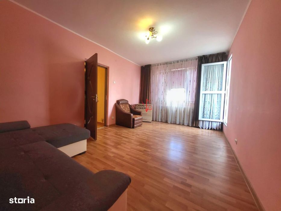 Metrou 1 Dec 1918  Apartament 2 Camere Decomandat
