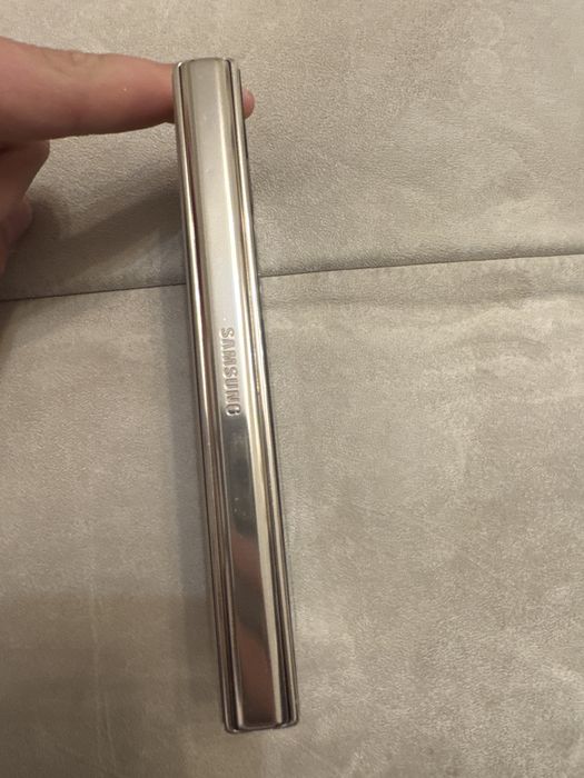 Samsung Galaxy Z Fold 4