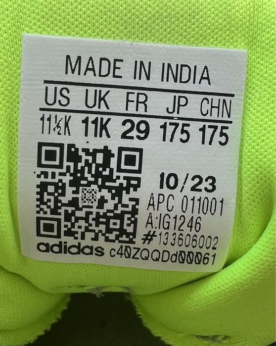 Adidași 29/ stare perfectă  Adidas