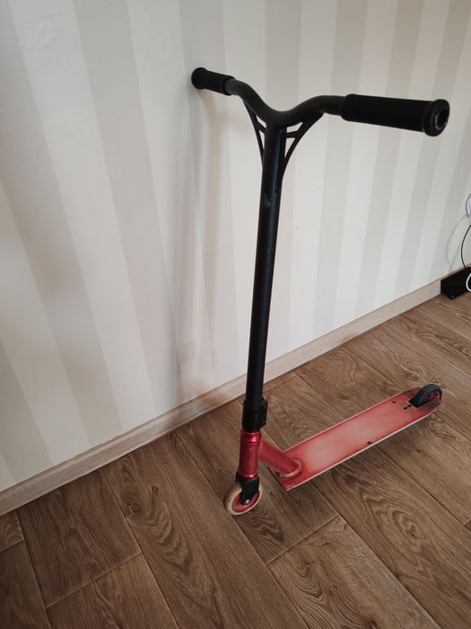 Продам трюковой самокат