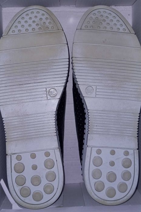 Ежедневни обувки 35 номер