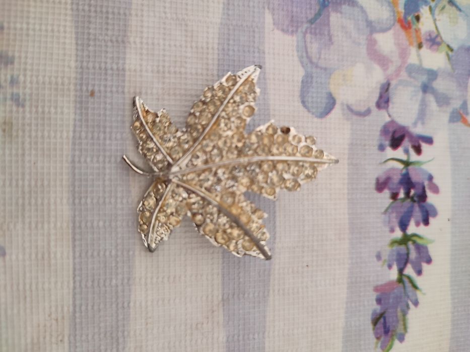 старинна брошка емайл и порцеланарт деко 1930 нова винтидж гривна