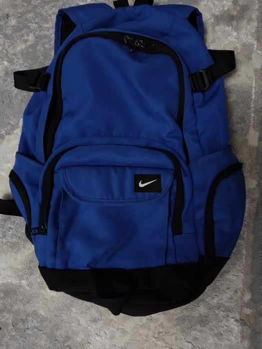 продам рюкзак Nike
