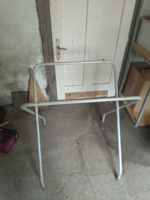 Бебешко корито със стойка