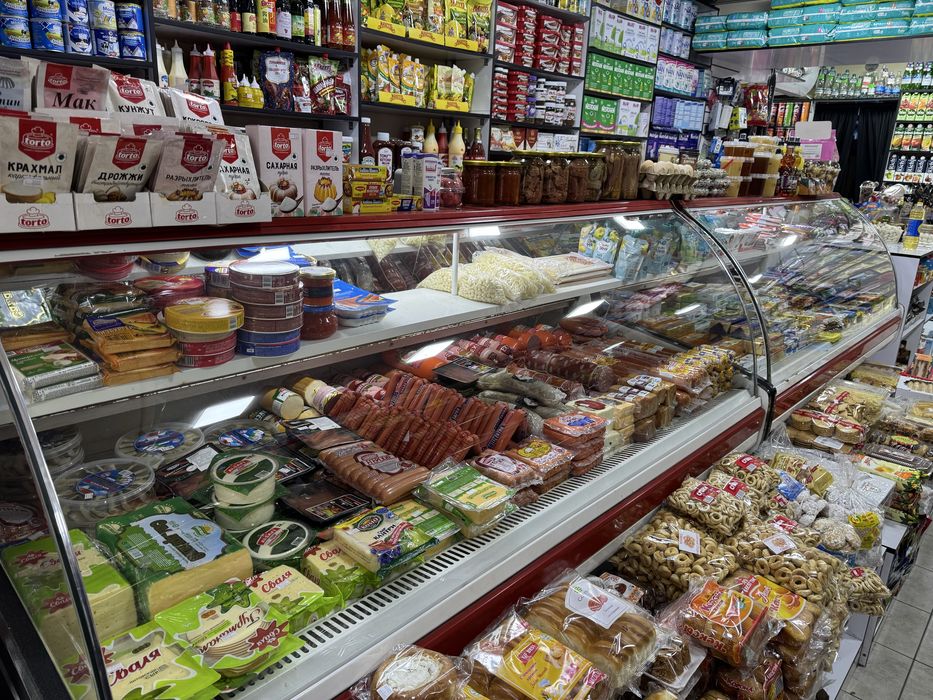 Vitrina haladilnik Samsung holati yahshi