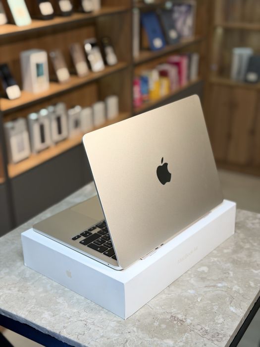 MacBook Air M2 256GB PhoneLab