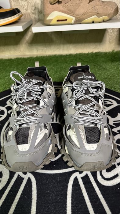 Balenciaga Track Gri Alb