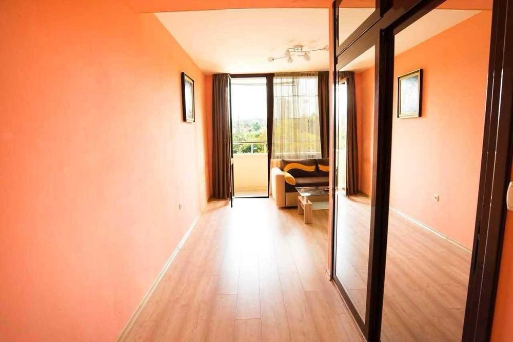 Дава се под наем Тристаен апартамент в София, Триъгълника - 90 кв.м за 700 € - Снимка #4