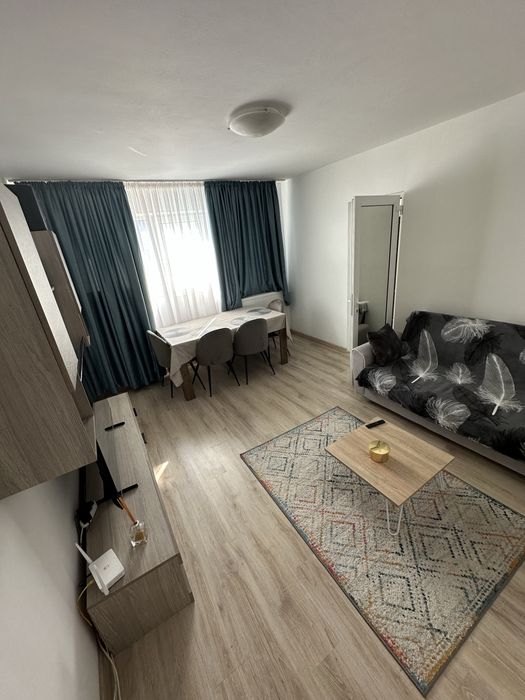 Apartament de închiriat Ploiești, zona Mihai Bravu