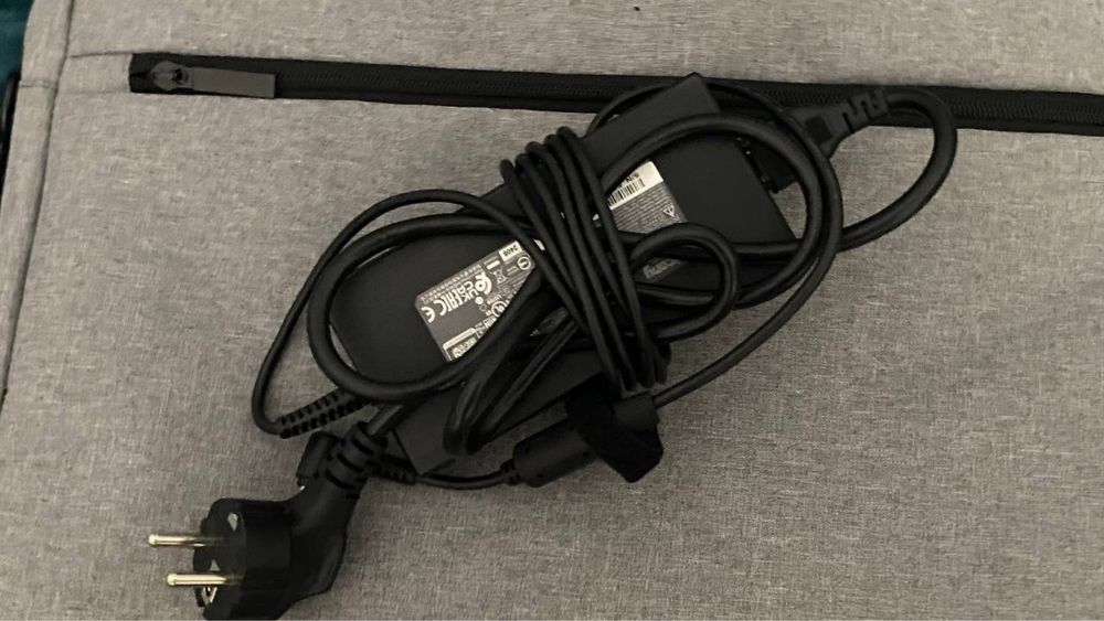 Продам игровой ноут ThundeRobot 911 plus SD