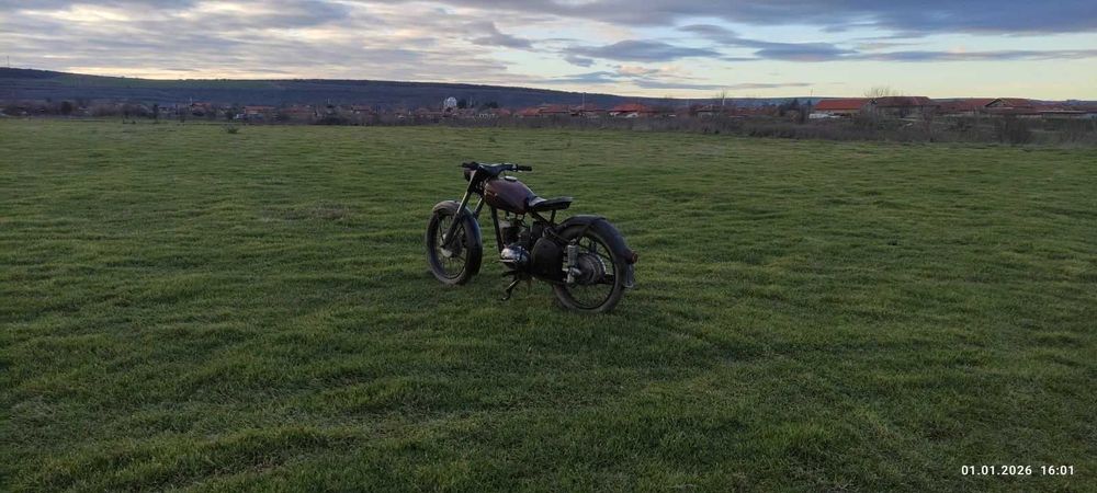 Предлагам цялостна и частична реставрация на ретро мотори