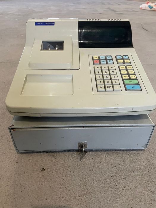 Кассовый аппарат раритет