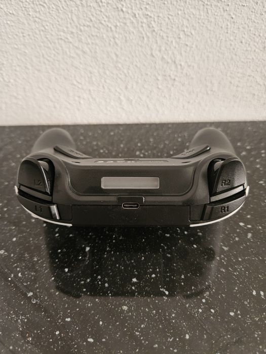 Controller wireless compatibil PS4 – Ready2Gaming Pro Pad X