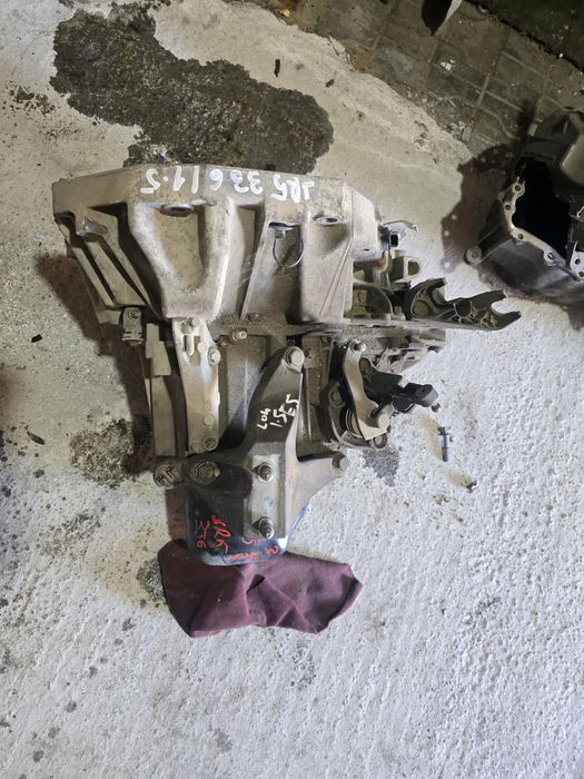 Cutie Viteze Dacia JR5 336 Logan Sandero mcv 1.5 DCI