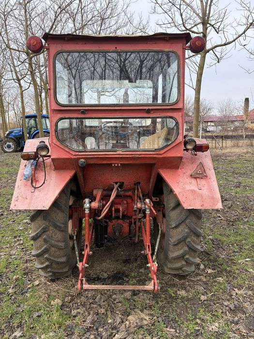 Se vinde Tractor U650 perfect stare de funzionare.