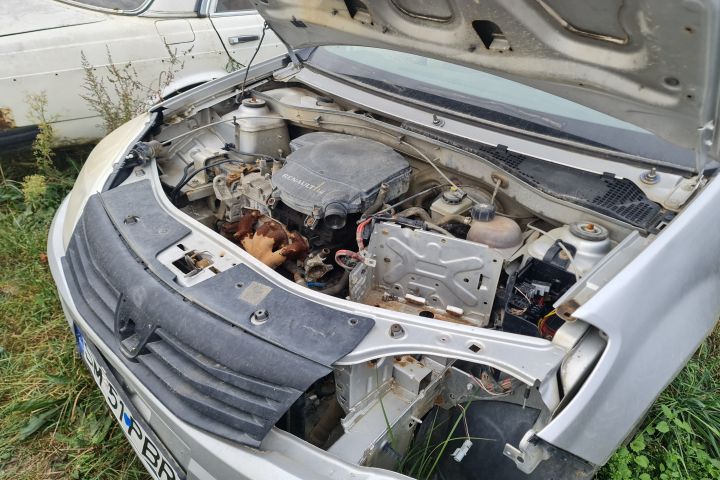 Piese Dacia Sandero prima generatie