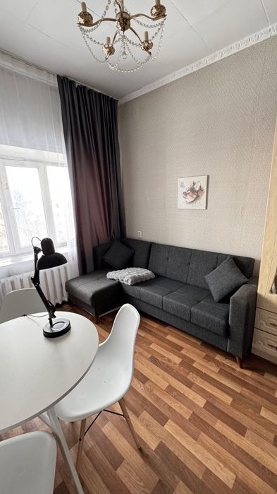 Продам угловой диван корпусный