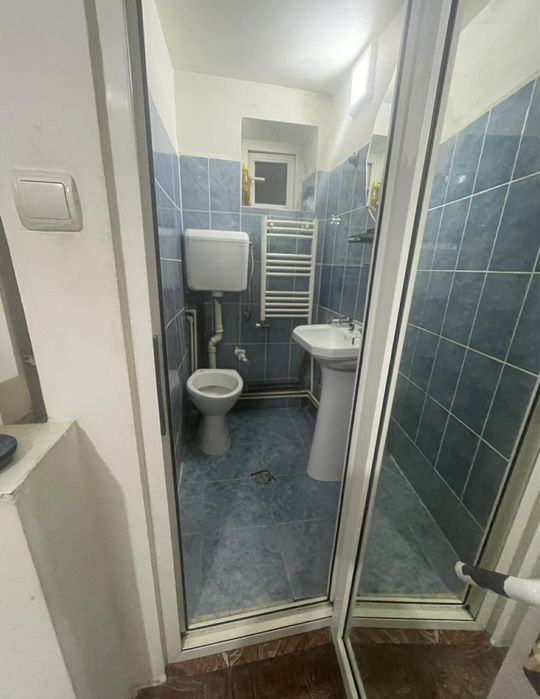 Vand apartament 3 camere