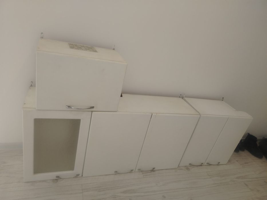 Кухонные    шкафы