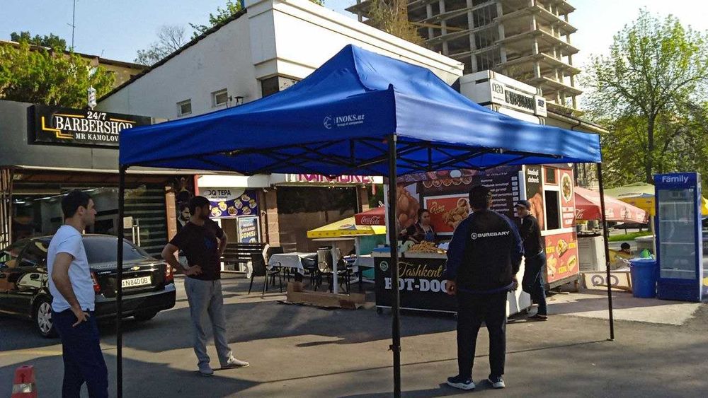 Зонтики навесные с тентом водоотталкивающий