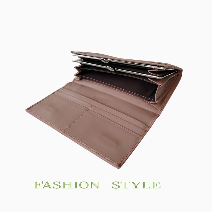 Дамски елегантен портфейл с магнитно закопчаване в розов и зелен цвят