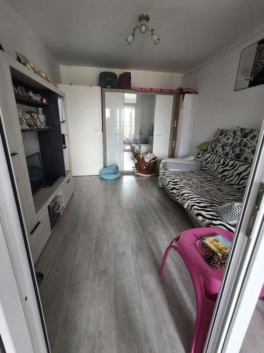 Proprietar vând apartament in cartier Titanul Nou