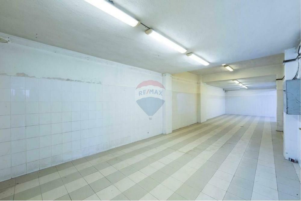 Търговски обект в гр.Петрич