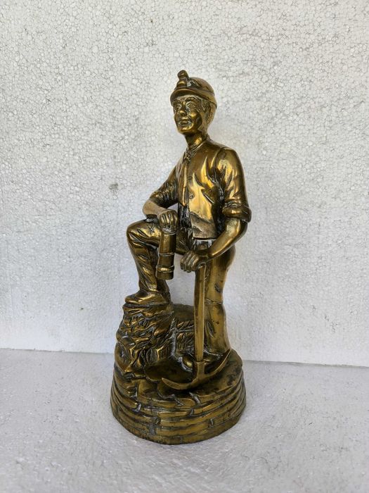 statueta veche bronz arta antichitati figurina vintage handmade antik