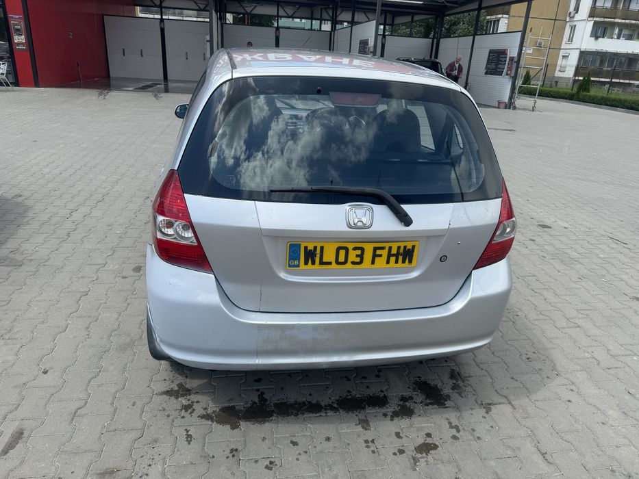 Хонда жазз 1.4 бензин 2004 Г само на части