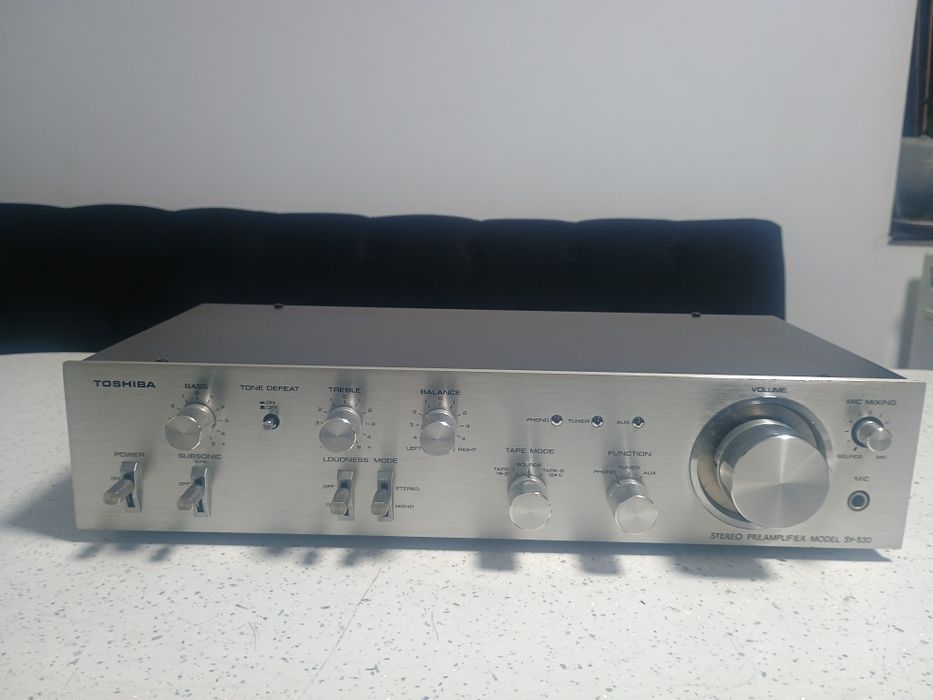 Preamplificator Toshiba sy 530