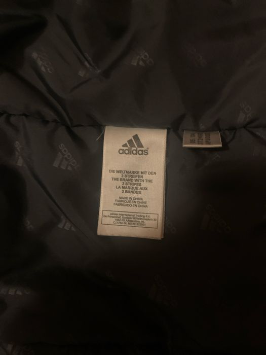 Geaca adidas marime 140 9-10 ani