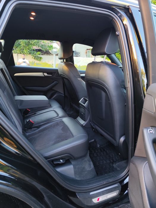 Audi Q5  2.0 tdi S Line  Quattro 4x4 190 cp
