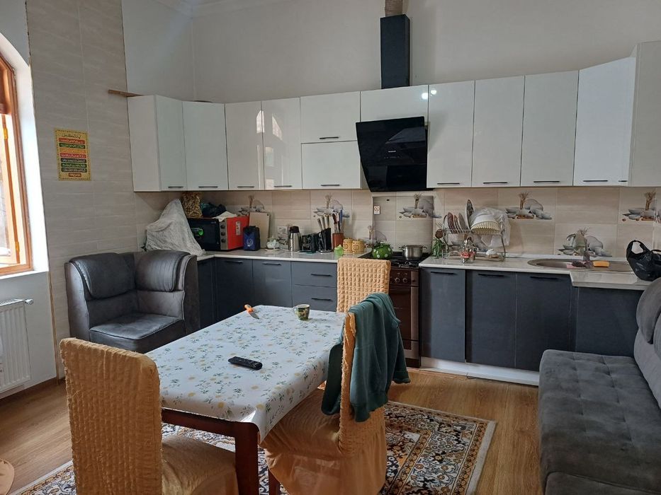 ДУРМОН ЦЕНТРИ Масжид кучада 6 сотх 2 этажли ХОВЛИ сотилвотти